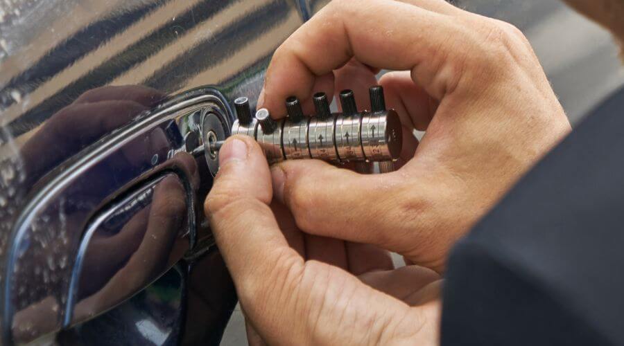 Expert new roof installation services in Germantown, IL